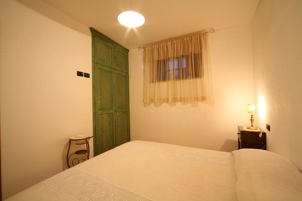 Borgo Di Cortolla Βίλα Pietralunga  Δωμάτιο φωτογραφία